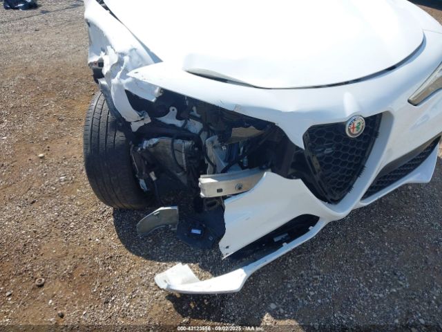 2021 ALFA ROMEO STELVIO ZASPAKBN3M7D16092 Photo 5