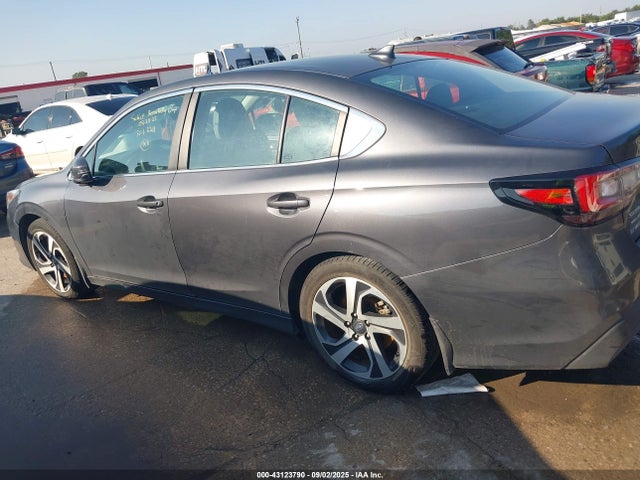 4S3BWAN67M3012211 Subaru 2021