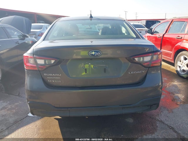 4S3BWAN67M3012211 Subaru 2021