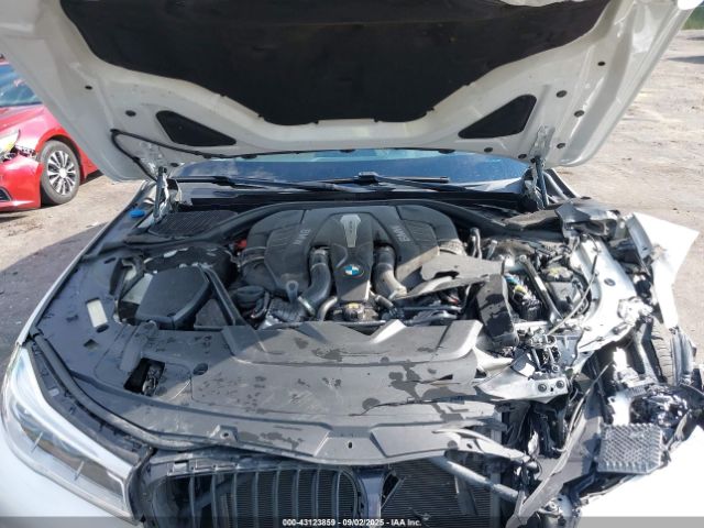 2018 BMW 750I WBA7F0C54JGM23111 Photo 9