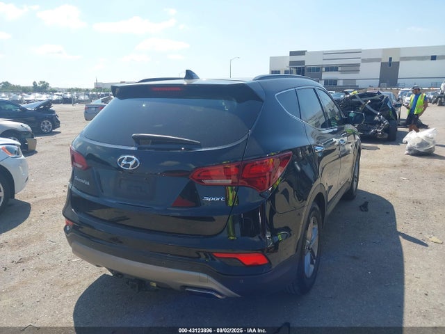 Продаж на аукціоні авто 2017 Hyundai Santa Fe Sport 2.4l, vin: 5XYZU3LB9HG421618, номер лоту: 43123896
