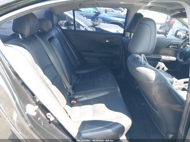 1HGCR3F82FA030607 Honda j35y1