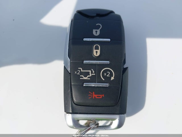 Продаж на аукціоні авто 2021 Ram 1500 Laramie  4x4 5'7 Box, vin: 1C6SRFJT0MN806088, номер лоту: 43123922