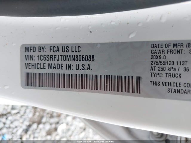 Продаж на аукціоні авто 2021 Ram 1500 Laramie  4x4 5'7 Box, vin: 1C6SRFJT0MN806088, номер лоту: 43123922