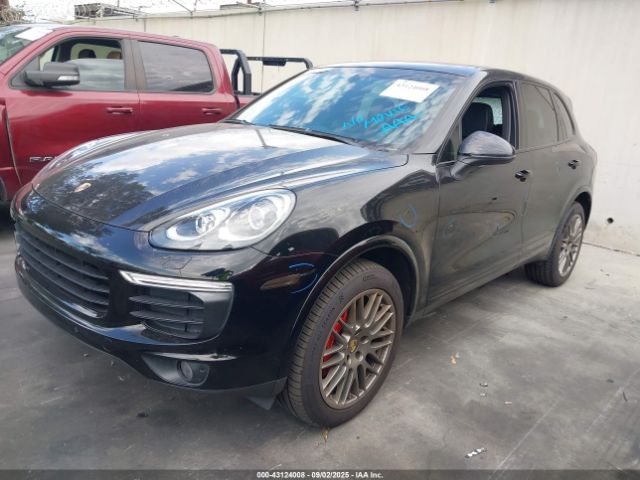 2017 PORSCHE CAYENNE WP1AA2A22HKA82938 Photo 1