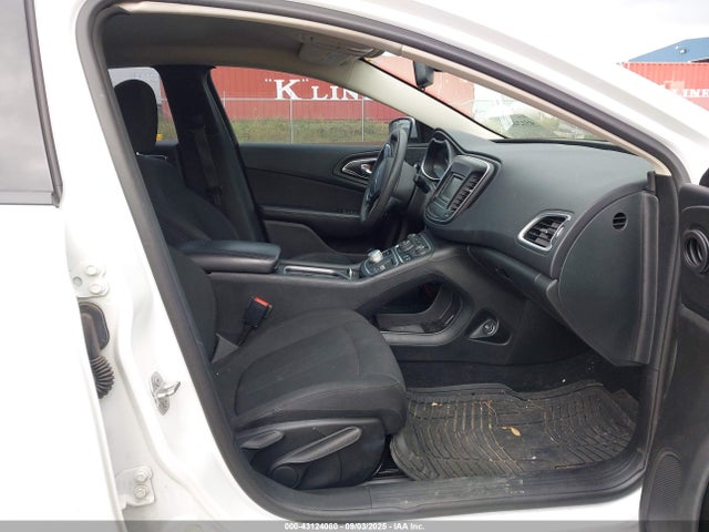 Chrysler 2016 2016 1C3CCCAB5GN157899 Image 5
