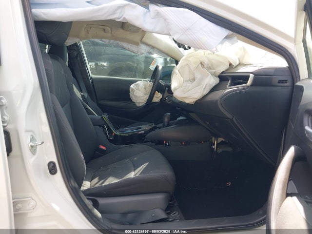 2021 TOYOTA COROLLA JTDEPMAE0MJ124353 Photo 4