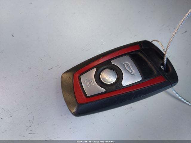 WBA3A5G5XFNS82343 BMW 328I