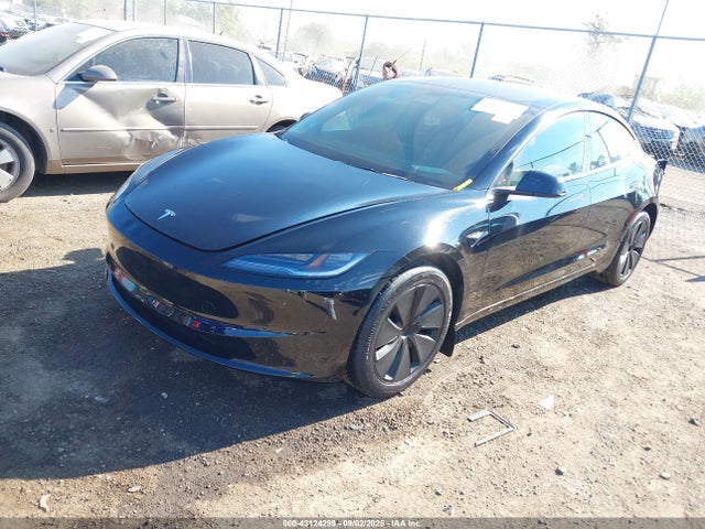 2025 TESLA MODEL 3 5YJ3E1EB4SF053030 Photo 1