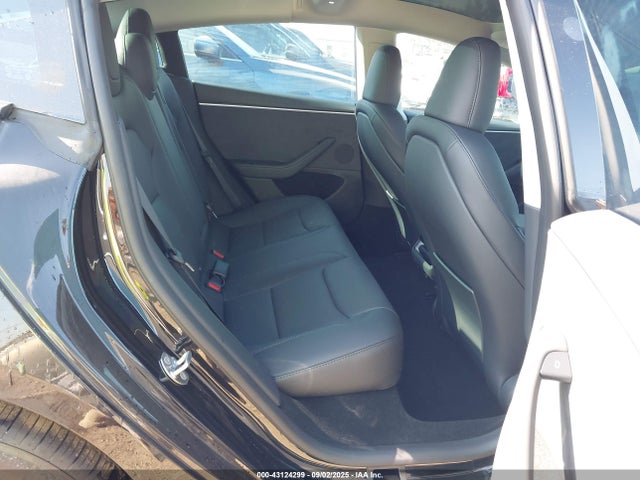 2025 TESLA MODEL 3 5YJ3E1EB4SF053030 Photo 7