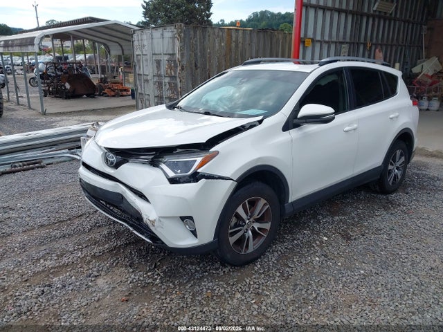Toyota 2ar-fe 2017 JTMWFREV2HJ130675 Image 2