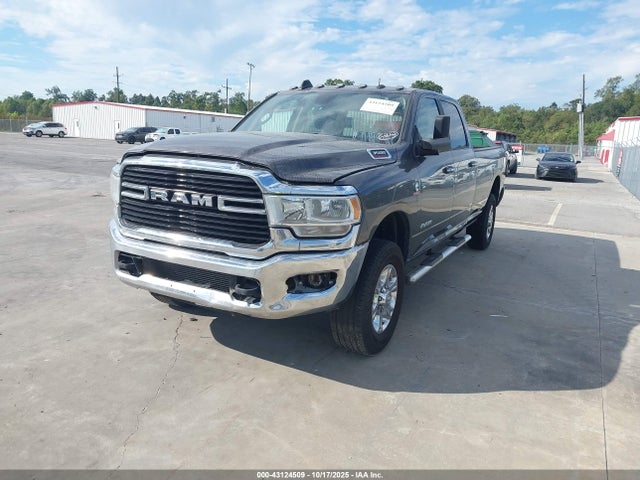 RAM 3500 2019 3C63R3HL5KG610212 Image 2