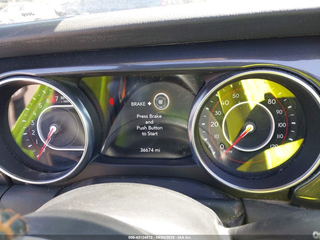 1C4JJXSJ7MW732872 Jeep 2021