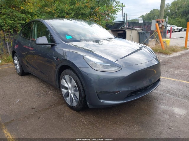 2023 TESLA MODEL Y 7SAYGDEE5PA178637 Photo 0