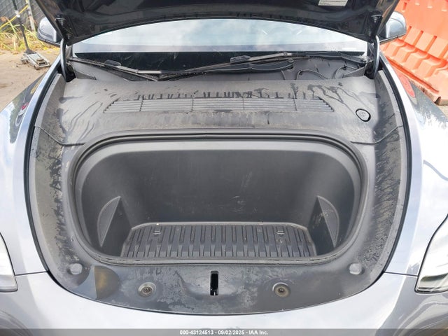 2023 TESLA MODEL Y 7SAYGDEE5PA178637 Photo 9