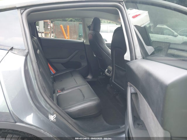 2023 TESLA MODEL Y 7SAYGDEE5PA178637 Photo 7