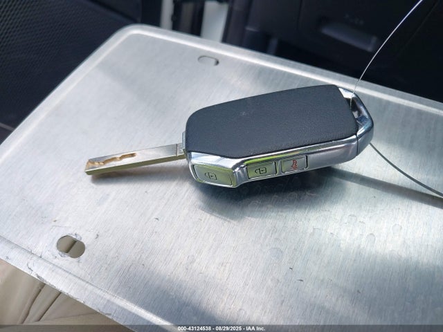 KNDJ23AU1P7858225 KIA mpi nu