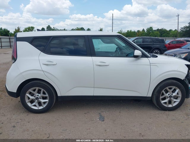 KNDJ23AU1P7858225 KIA mpi nu
