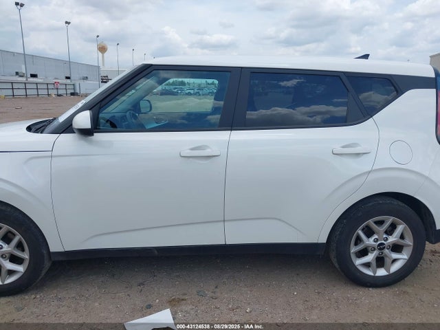 KNDJ23AU1P7858225 KIA mpi nu