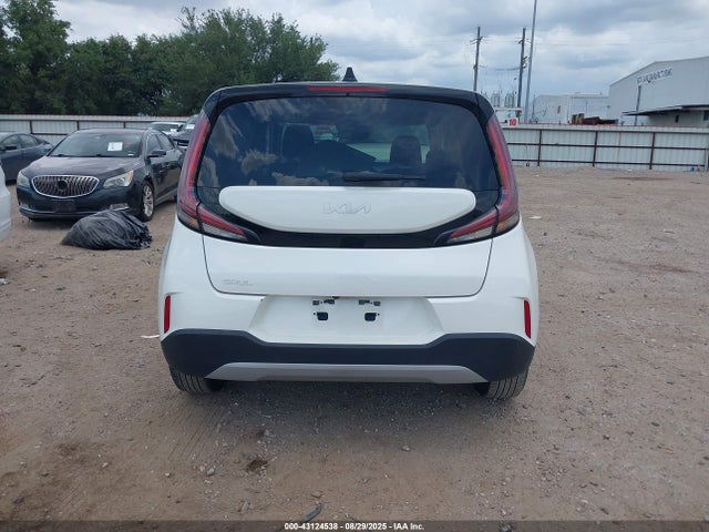 KNDJ23AU1P7858225 KIA mpi nu