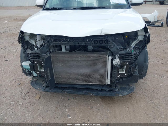 KNDJ23AU1P7858225 KIA mpi nu
