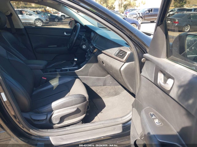 5XXGT4L38JG238052 KIA gdi
