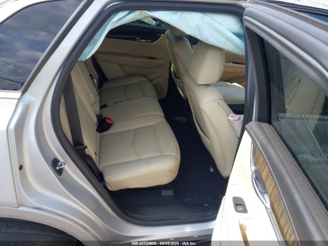 2018 CADILLAC XT5 1GYKNARS7JZ200854 Photo 7