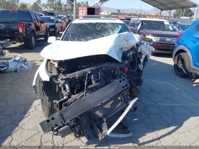 JN1EV7BR1MM755834 Infiniti 3.0l t