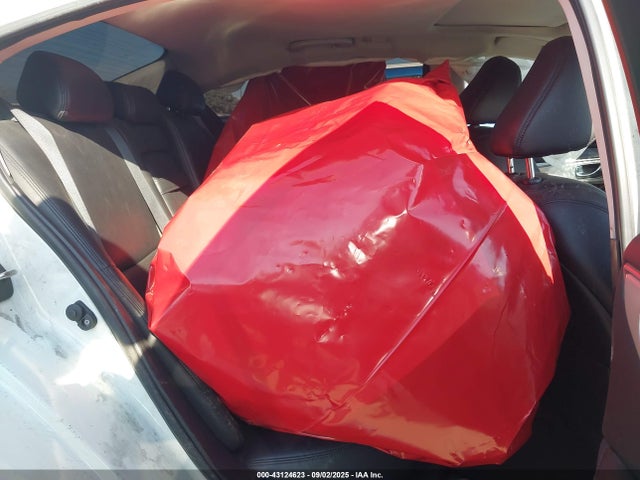 JN1EV7BR1MM755834 Infiniti 3.0l t