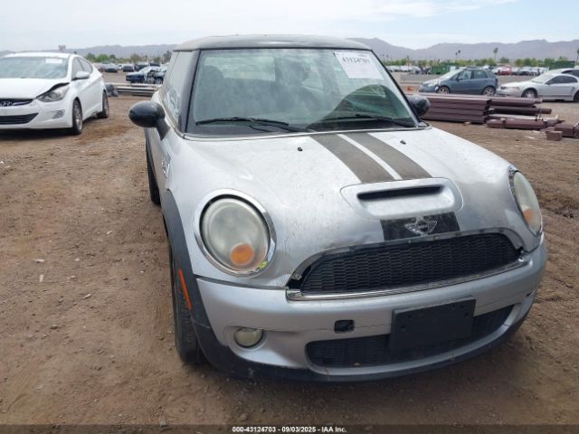2009 MINI COOPER S WMWMF73529TW81495 Photo 0