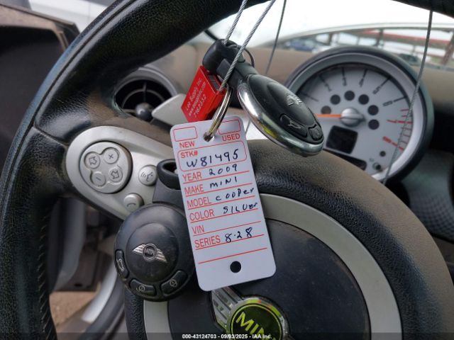 2009 MINI COOPER S WMWMF73529TW81495 Photo 10