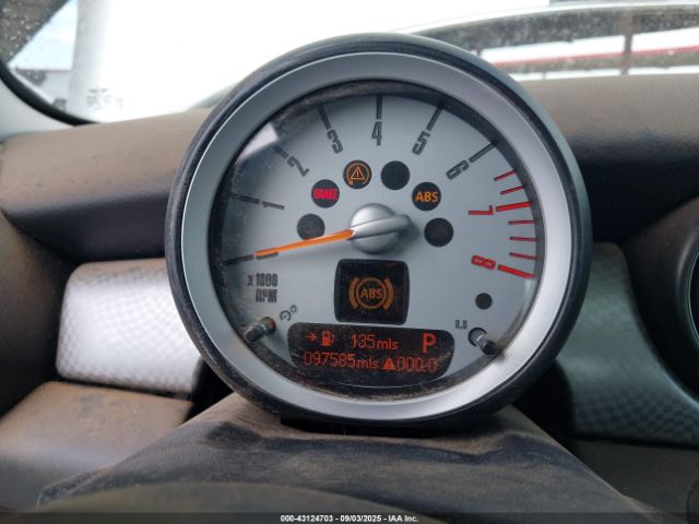 2009 MINI COOPER S WMWMF73529TW81495 Photo 6