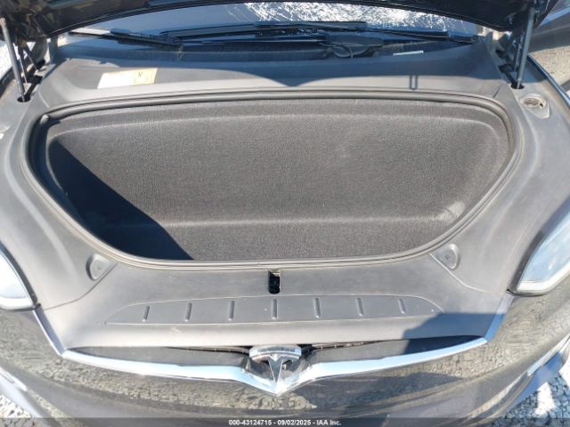 2018 TESLA MODEL X 5YJXCAE23JF090303 Photo 9