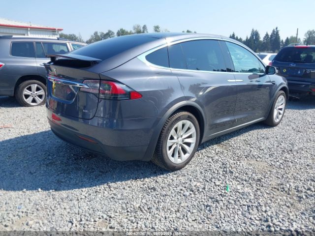 2018 TESLA MODEL X 5YJXCAE23JF090303 Photo 3