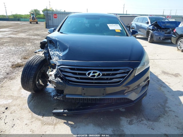 5NPE34AB7HH584271 Hyundai 2017