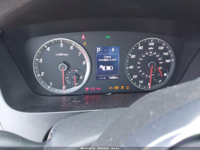 5NPE34AB7HH584271 Hyundai 2017