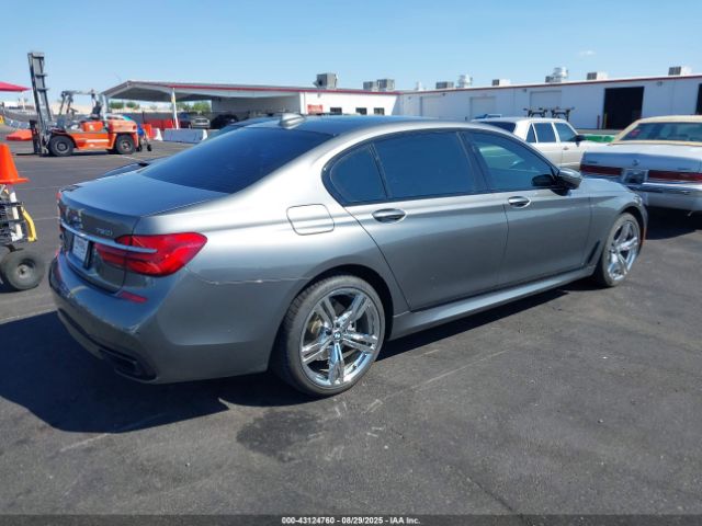 2018 BMW 750I WBA7F0C57JGM23216 Photo 3