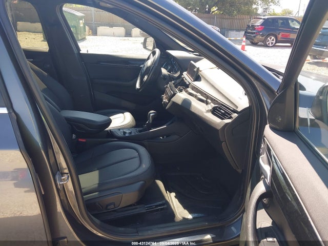 WBXHT3C36H5F78299 BMW X1