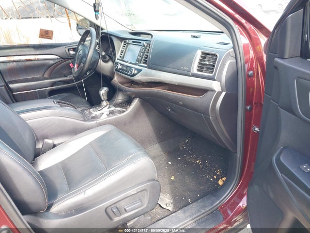 Toyota 2gr-fks 2017 5TDKZRFH1HS201253 Image 5