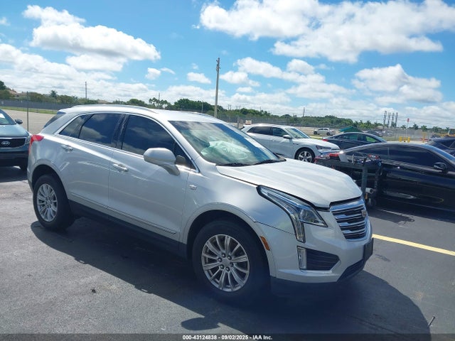 2018 CADILLAC XT5 1GYKNARS8JZ103307 Photo 0