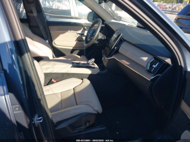 2025 VOLVO XC90 PLUG-IN HYBRID YV4H60JG8S1376727 Photo 4