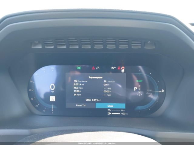 2025 VOLVO XC90 PLUG-IN HYBRID YV4H60JG8S1376727 Photo 6