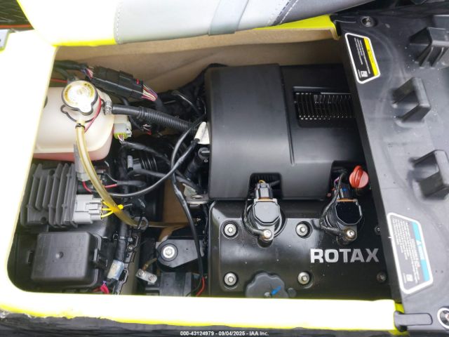 2019 SEADOO RXT-X 300 YDV06054K819 Photo 9