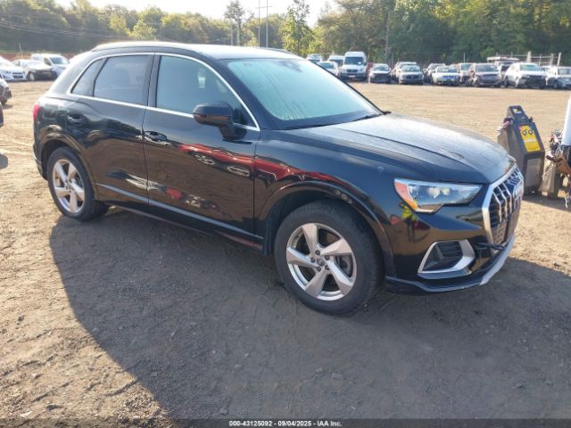 2019 AUDI Q3 WA1AECF30K1082831