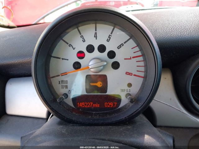 2011 MINI COOPER WMWSU3C52BT097416 Photo 6