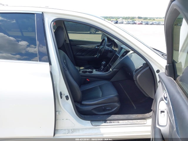 Infiniti 2014 2014 JN1BV7AR1EM707823 Image 5