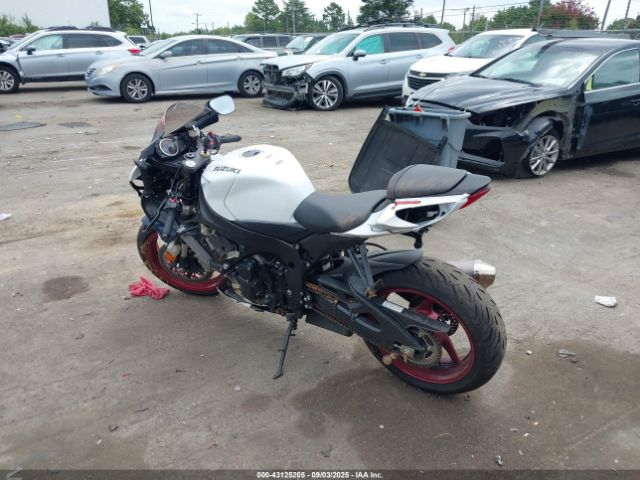 2024 SUZUKI GSX-R600 JS1GN7FA7R7100314 Photo 2