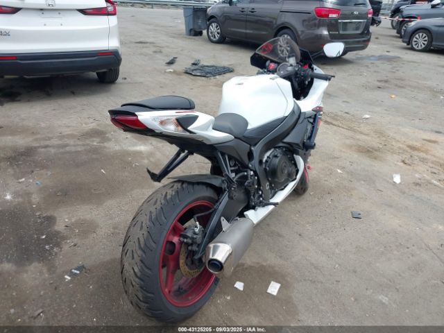 2024 SUZUKI GSX-R600 JS1GN7FA7R7100314 Photo 3