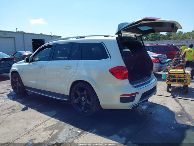 2015 MERCEDES-BENZ GL 63 AMG 4JGDF7EE9FA534755 Photo 2