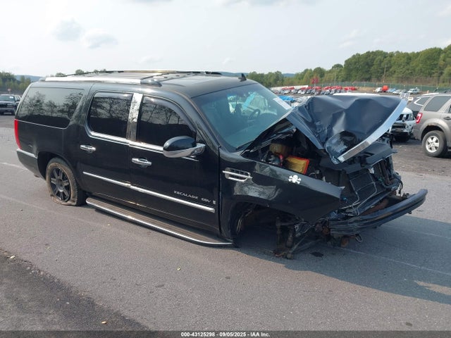 2007 CADILLAC ESCALADE ESV 1GYFK66877R361861 Photo 0